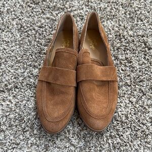 Crown Vintage Tan Suede Loafers